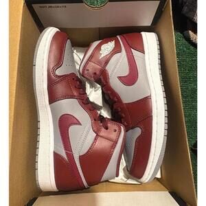 Jordan Retro 1 Mid Cherry Wood Red Size 8